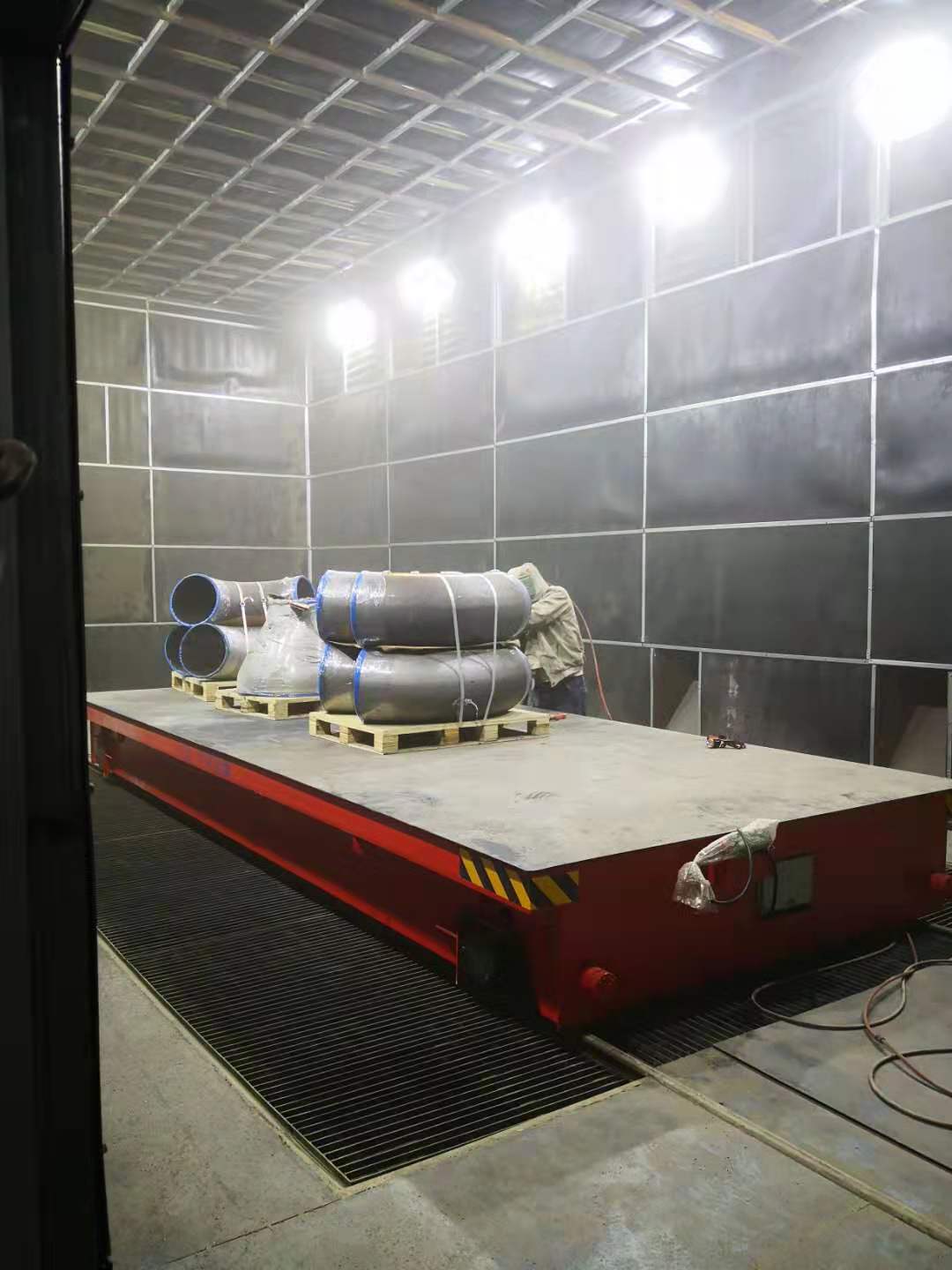 模具（重型工件）自動噴砂機